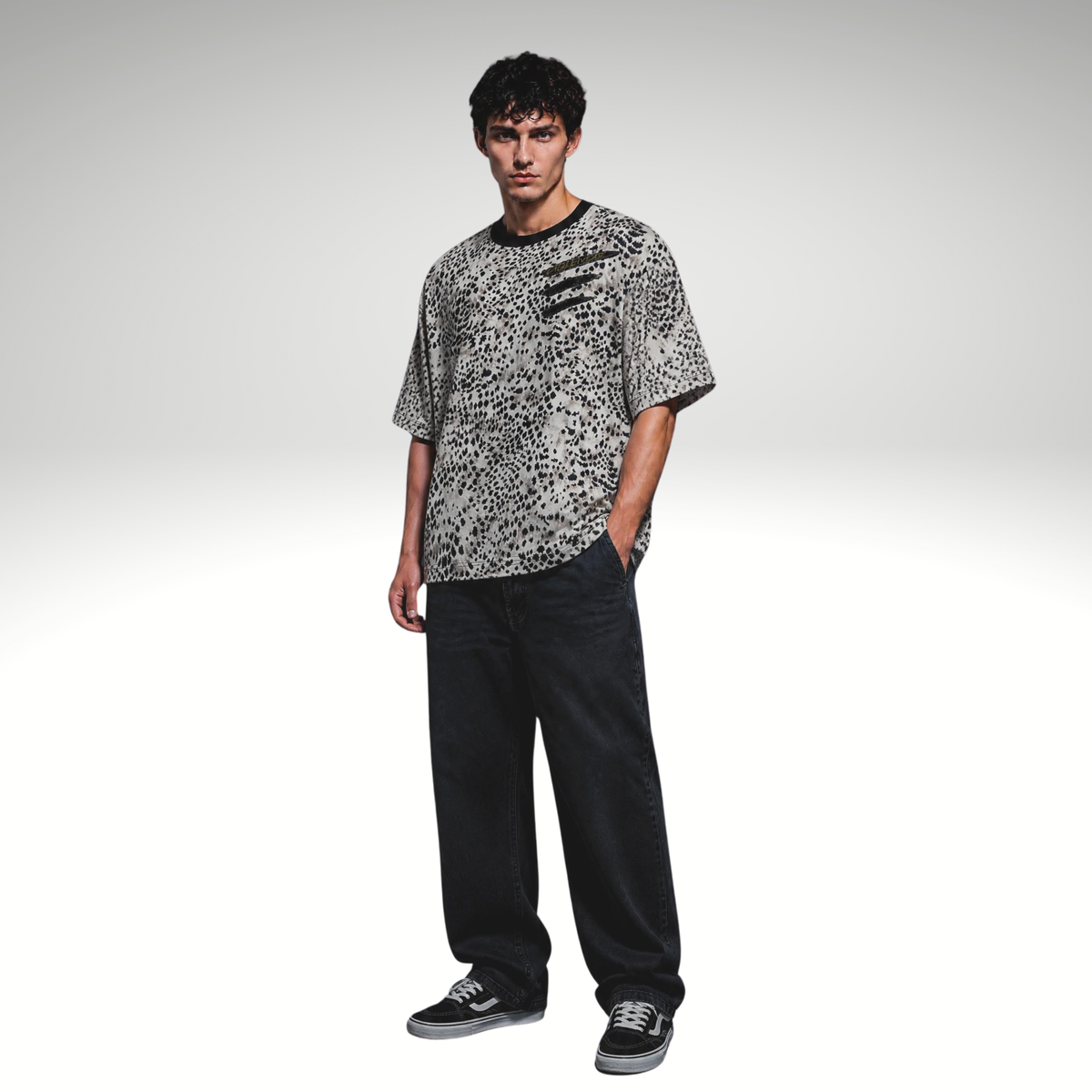 UNISEX WILD LEOPARD BOXY T-SHIRT