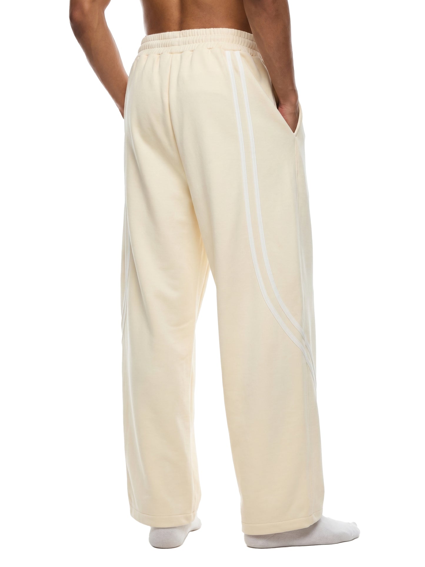 ESSENTIAL JOGGER PANTS